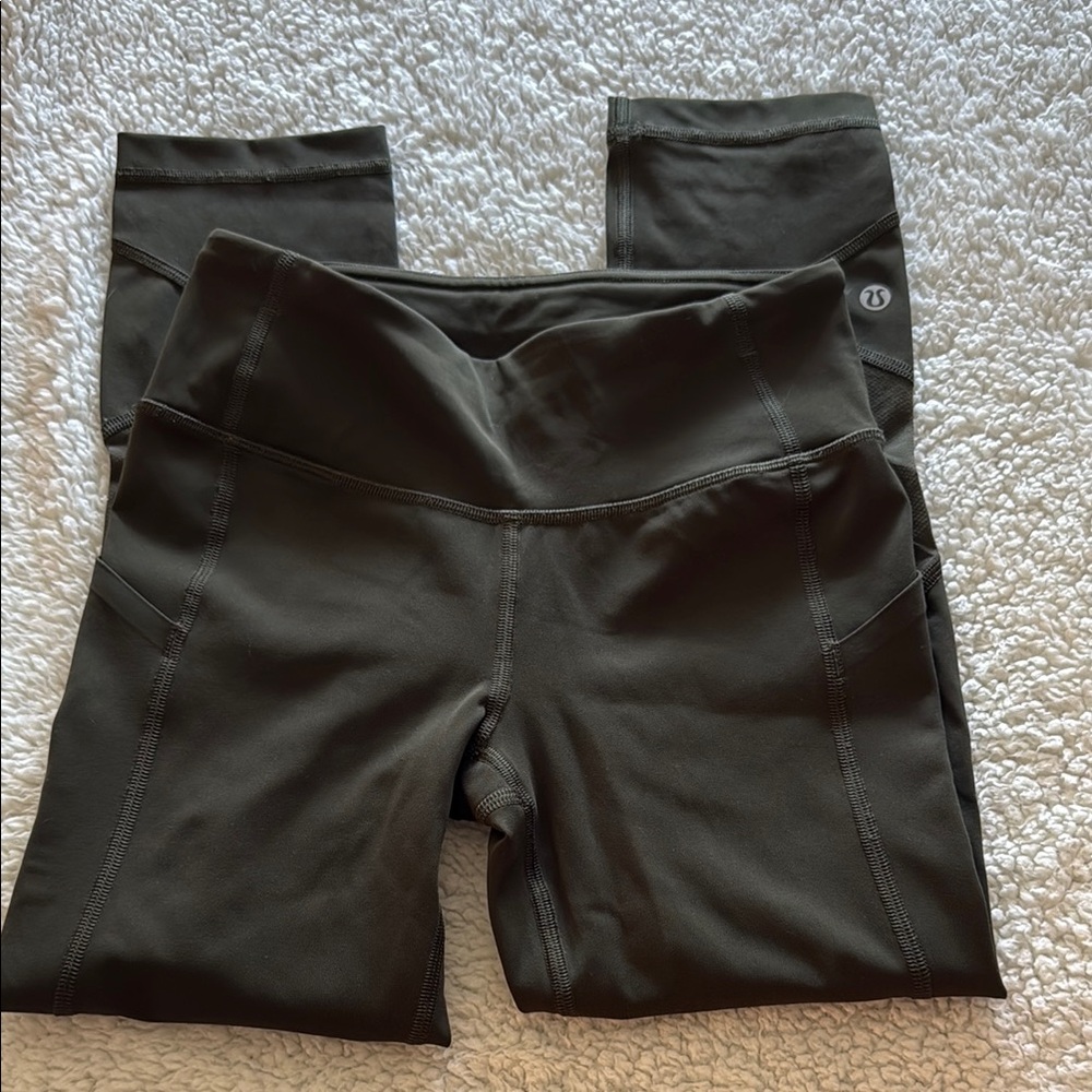 Lululemon crop leggings
